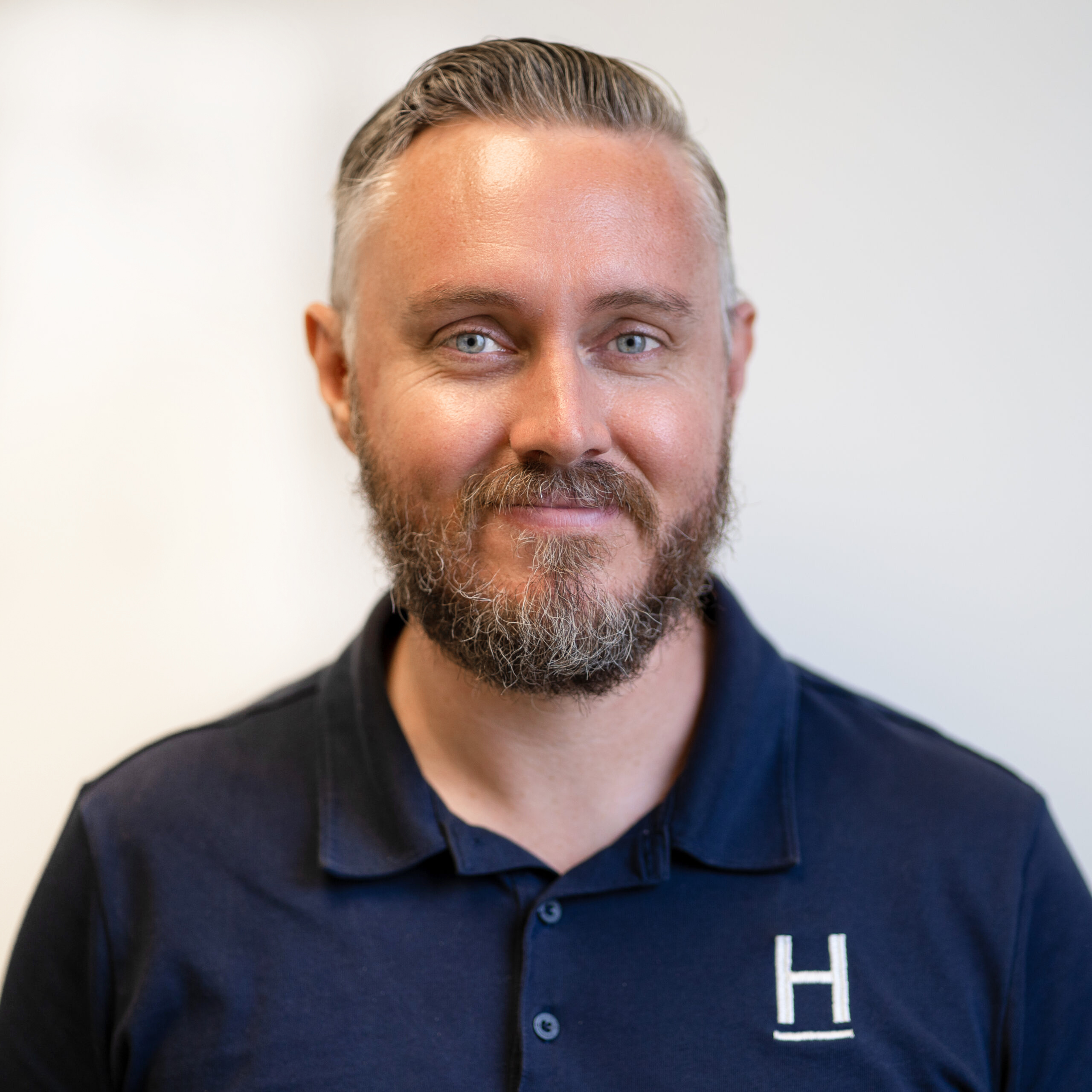 Helot | About Us