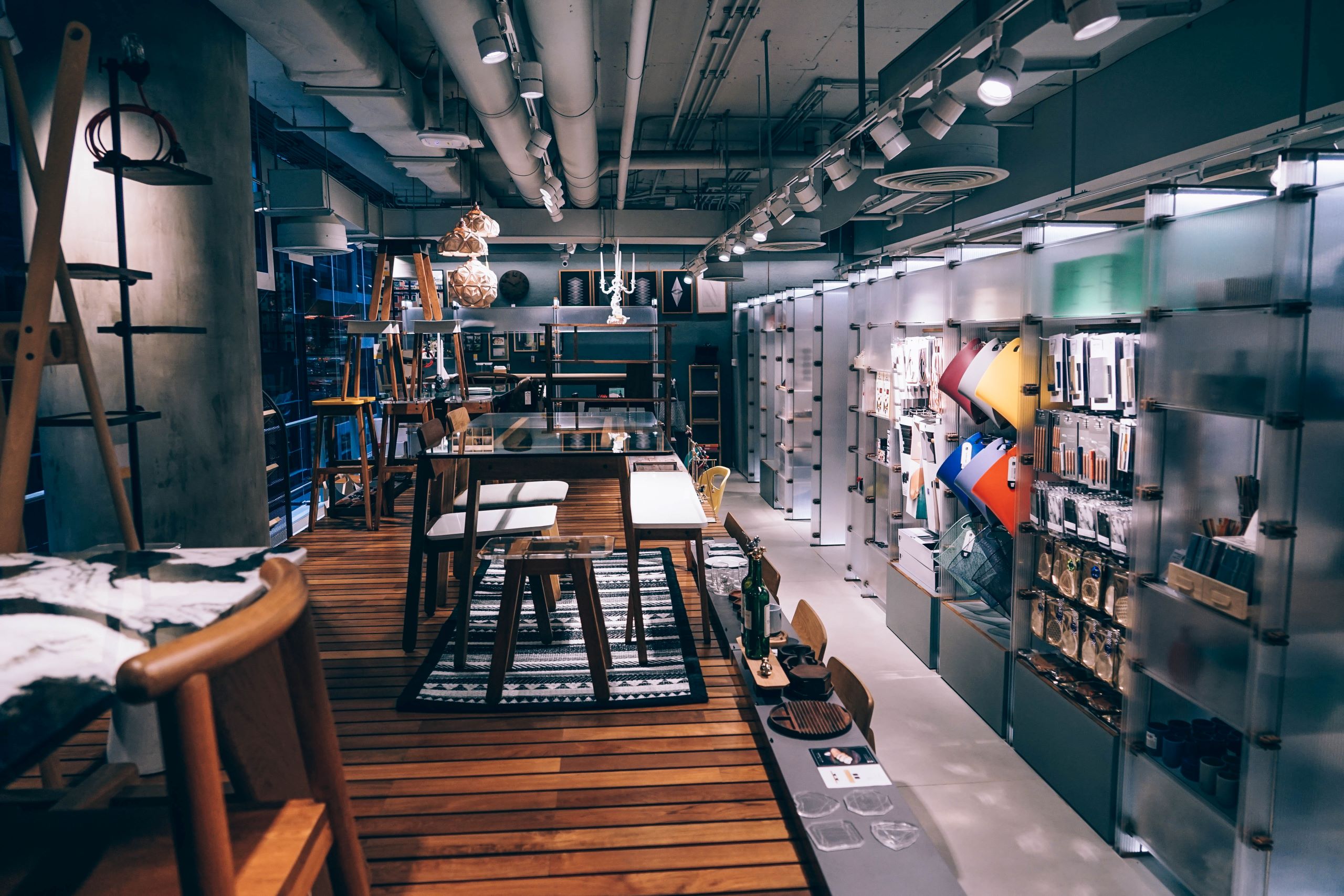 Helot | Home